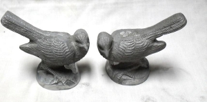 Manufacturers Exporters and Wholesale Suppliers of Aluminium Bird Book End S-6X5 Inches Moradabad Uttar Pradesh Aluminium Bird Book End S-6X5 Inches
